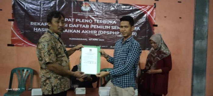 RAPAT PLENO TERBUKA PPS DESA KARANGSARI DILAKUKAN SERENTAK  02