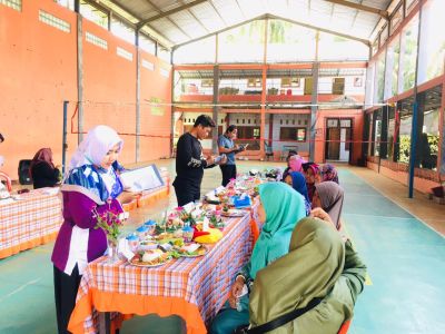 LOMBA MENYUSUN MENU MAKANAN SEHAT SEHARI