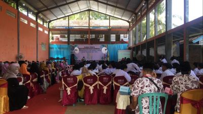 Purna Widya dan Penyerahan Kembali Siswa/Siswi Kelas IX SMP N 2 Sruweng Tahun 2021/2022 di GOR Beiwangsa Desa Karangsari